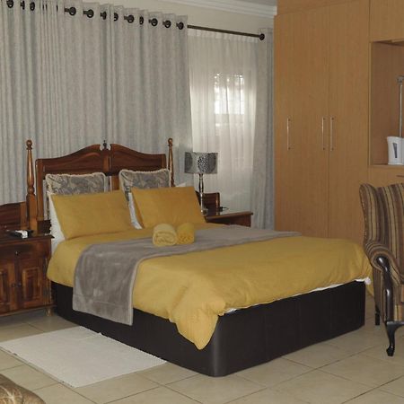 @Home Guest House Rustenburg Dış mekan fotoğraf