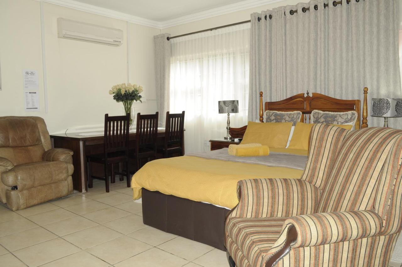 @Home Guest House Rustenburg Dış mekan fotoğraf