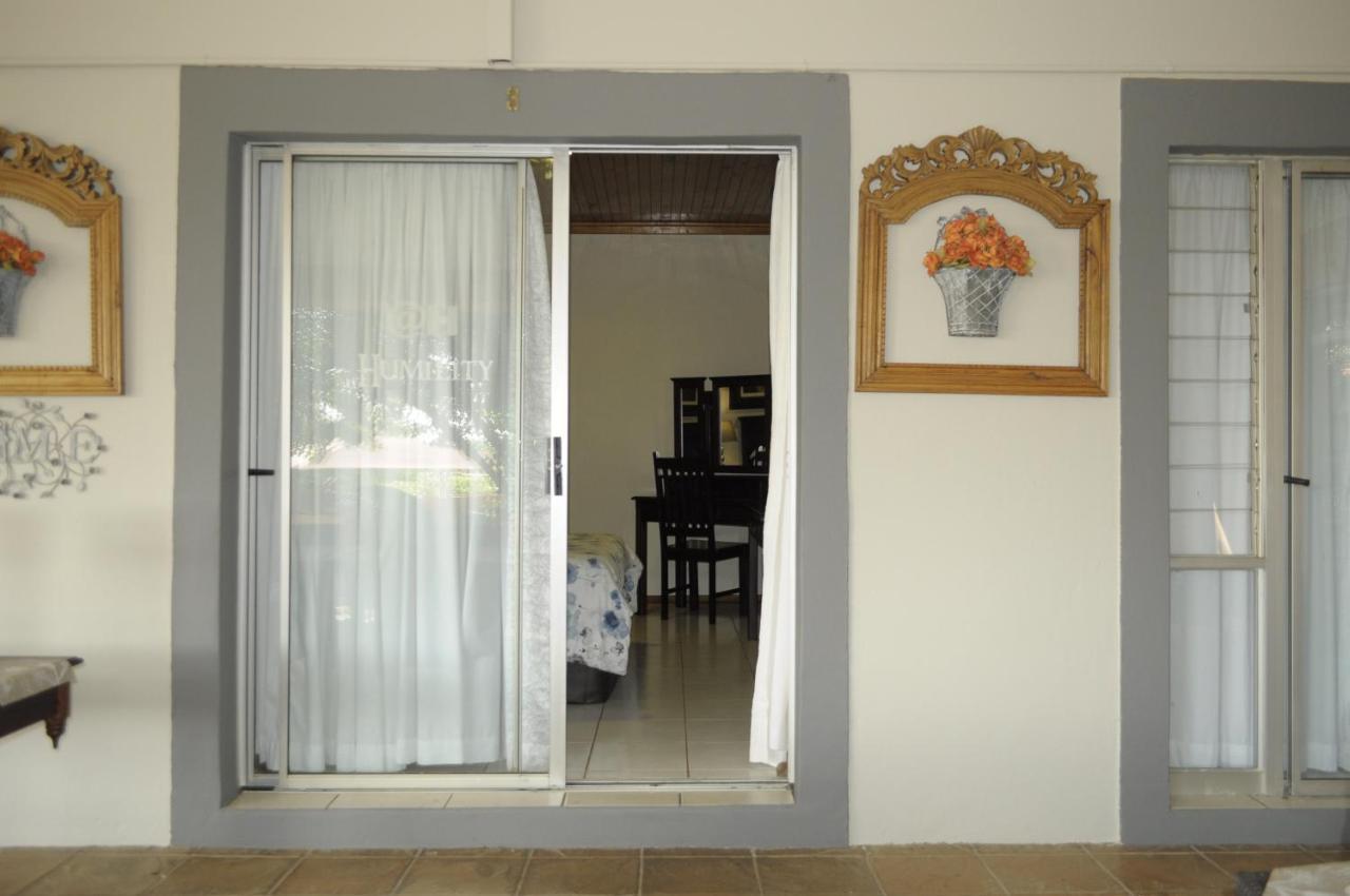 @Home Guest House Rustenburg Dış mekan fotoğraf