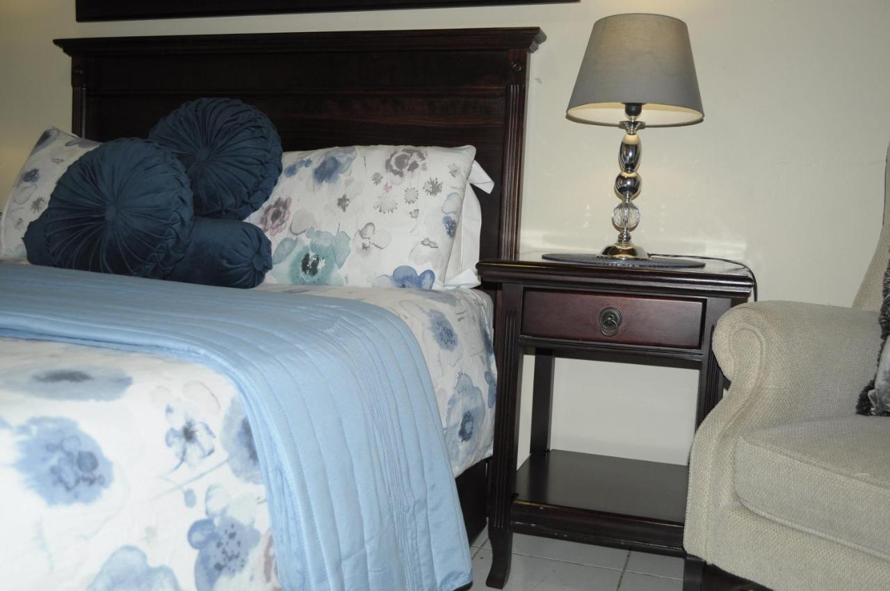 @Home Guest House Rustenburg Dış mekan fotoğraf