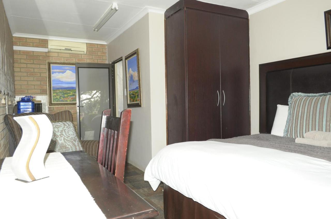 @Home Guest House Rustenburg Dış mekan fotoğraf