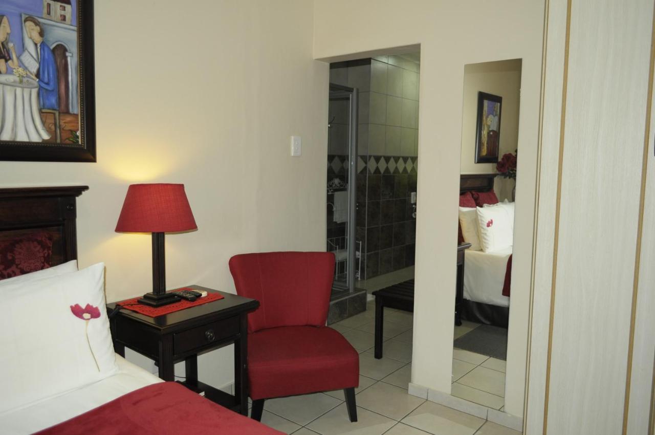 @Home Guest House Rustenburg Dış mekan fotoğraf