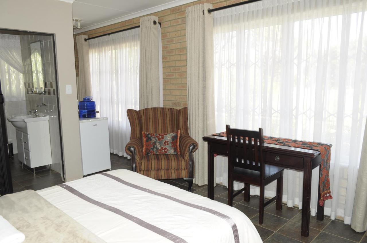 @Home Guest House Rustenburg Dış mekan fotoğraf