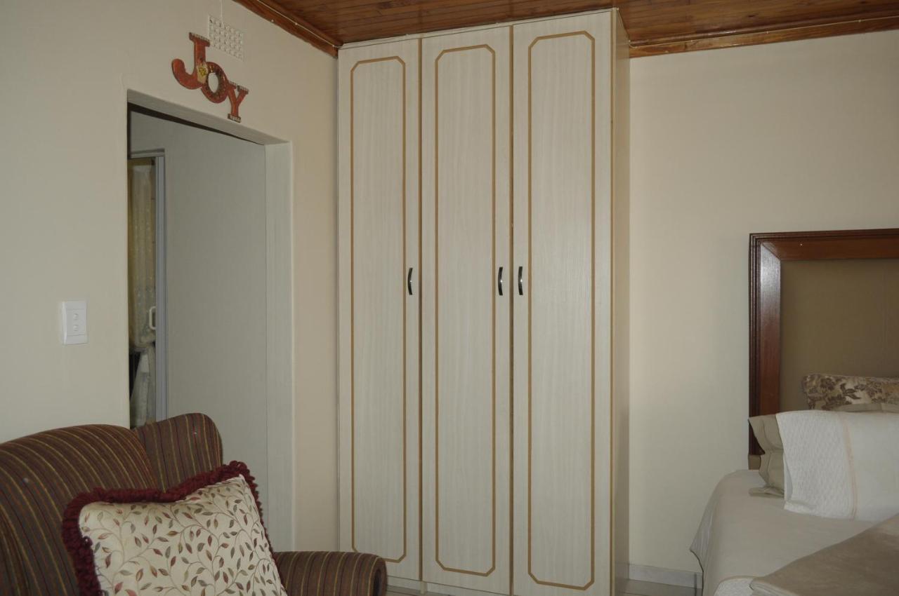 @Home Guest House Rustenburg Dış mekan fotoğraf
