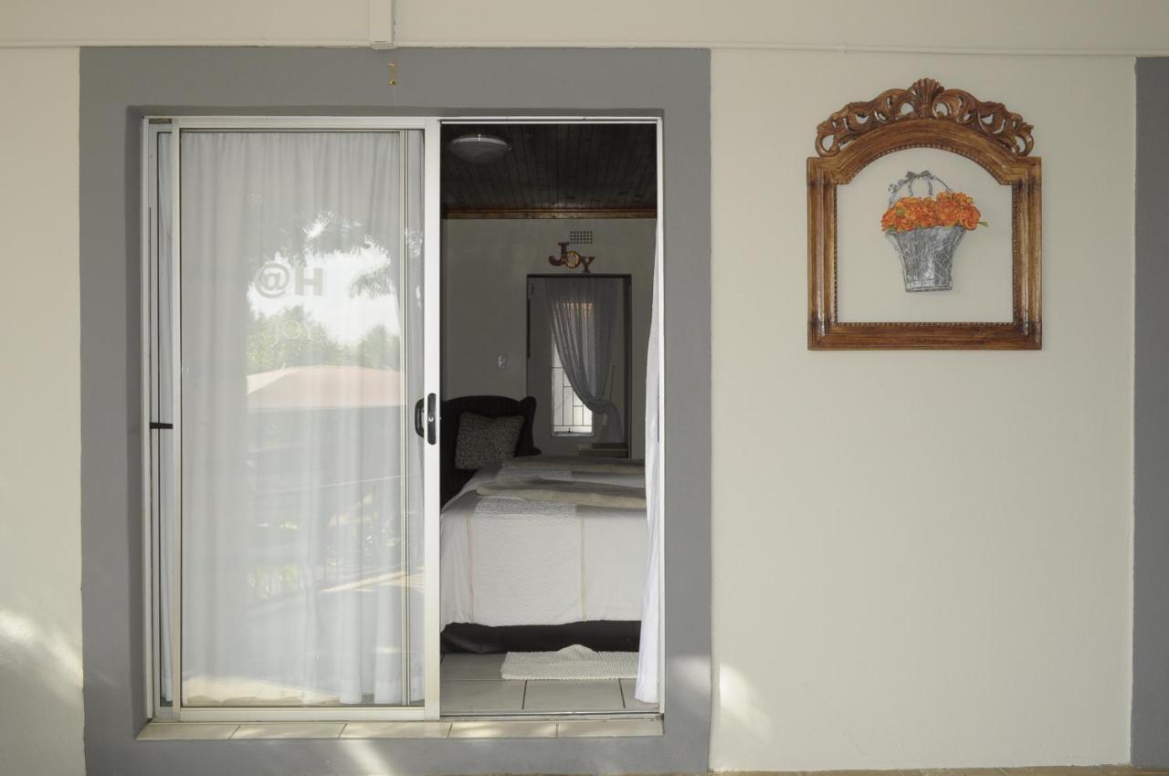 @Home Guest House Rustenburg Dış mekan fotoğraf