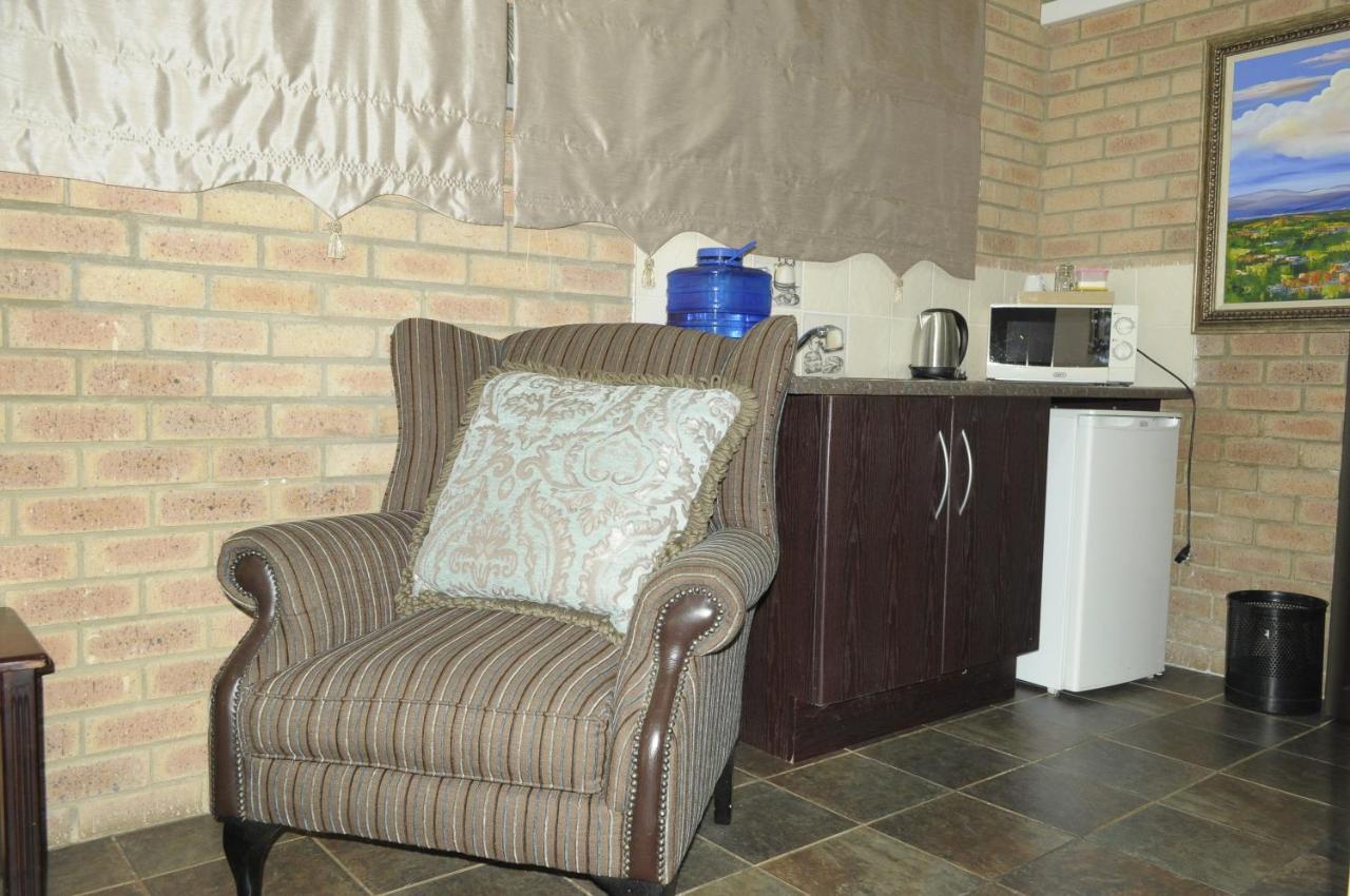 @Home Guest House Rustenburg Dış mekan fotoğraf