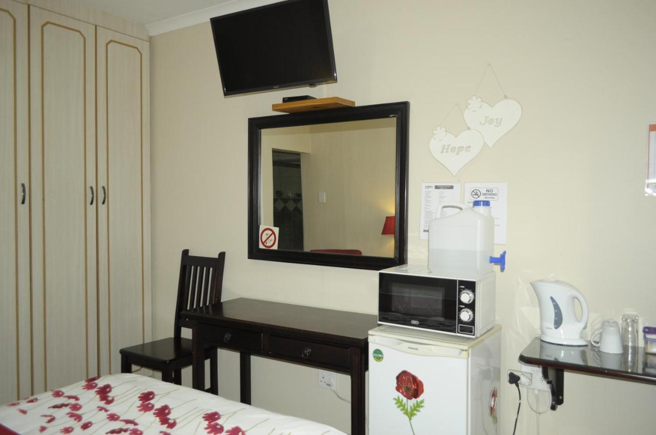 @Home Guest House Rustenburg Dış mekan fotoğraf